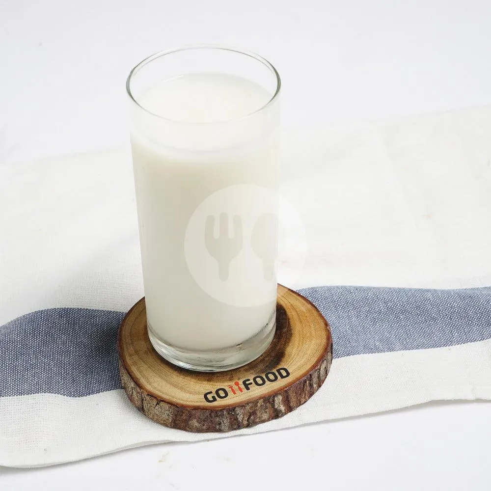 Susu Putih (Es / Panas)